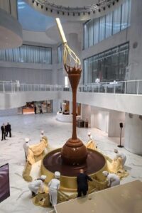 بزرگترین فواره شکلات در جهان